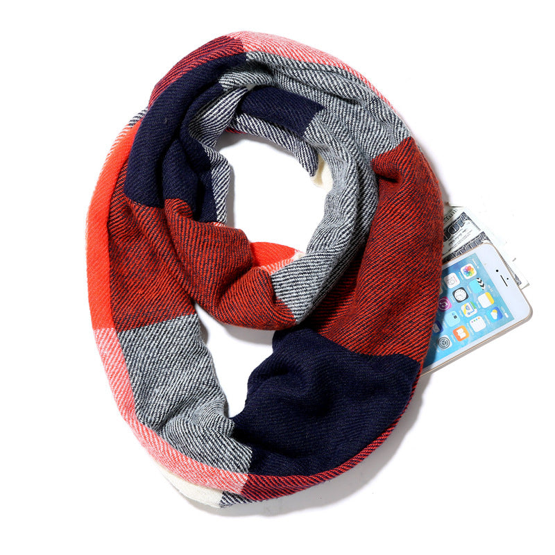 The Wayfarer Scarf – Hidden Travel Pocket Scarf
